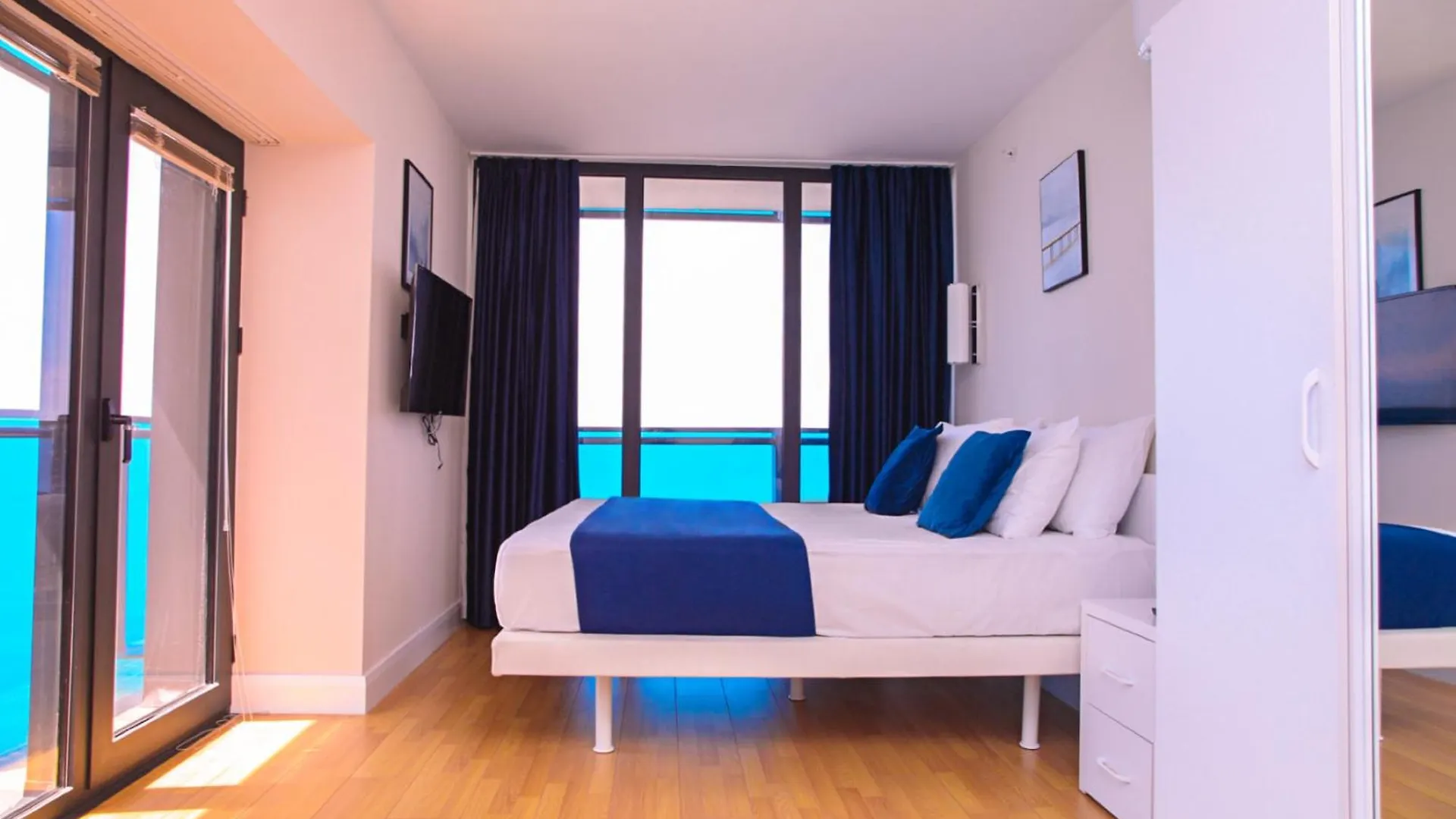 Advanced Sea View Aparthotel In Orbi City Batumi