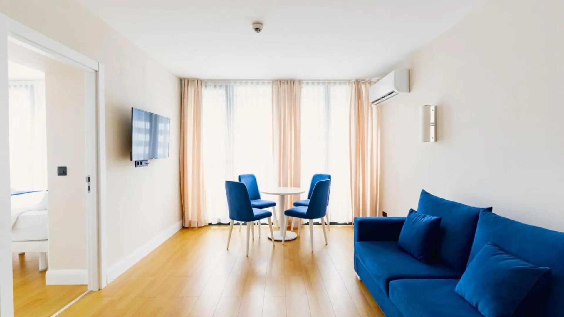 Advanced Sea View Aparthotel In Orbi City Batumi