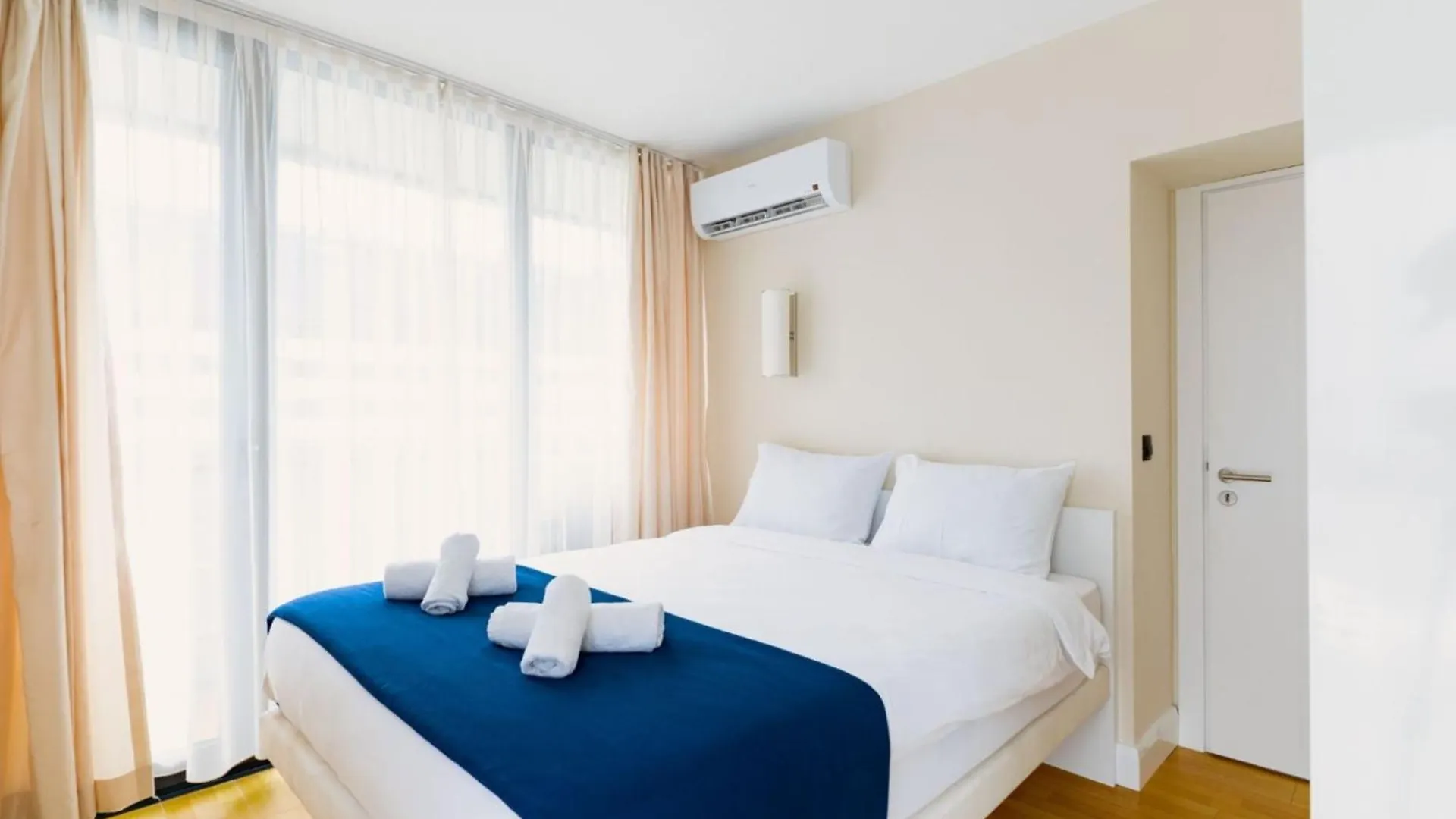 Advanced Sea View Aparthotel In Orbi City Batumi