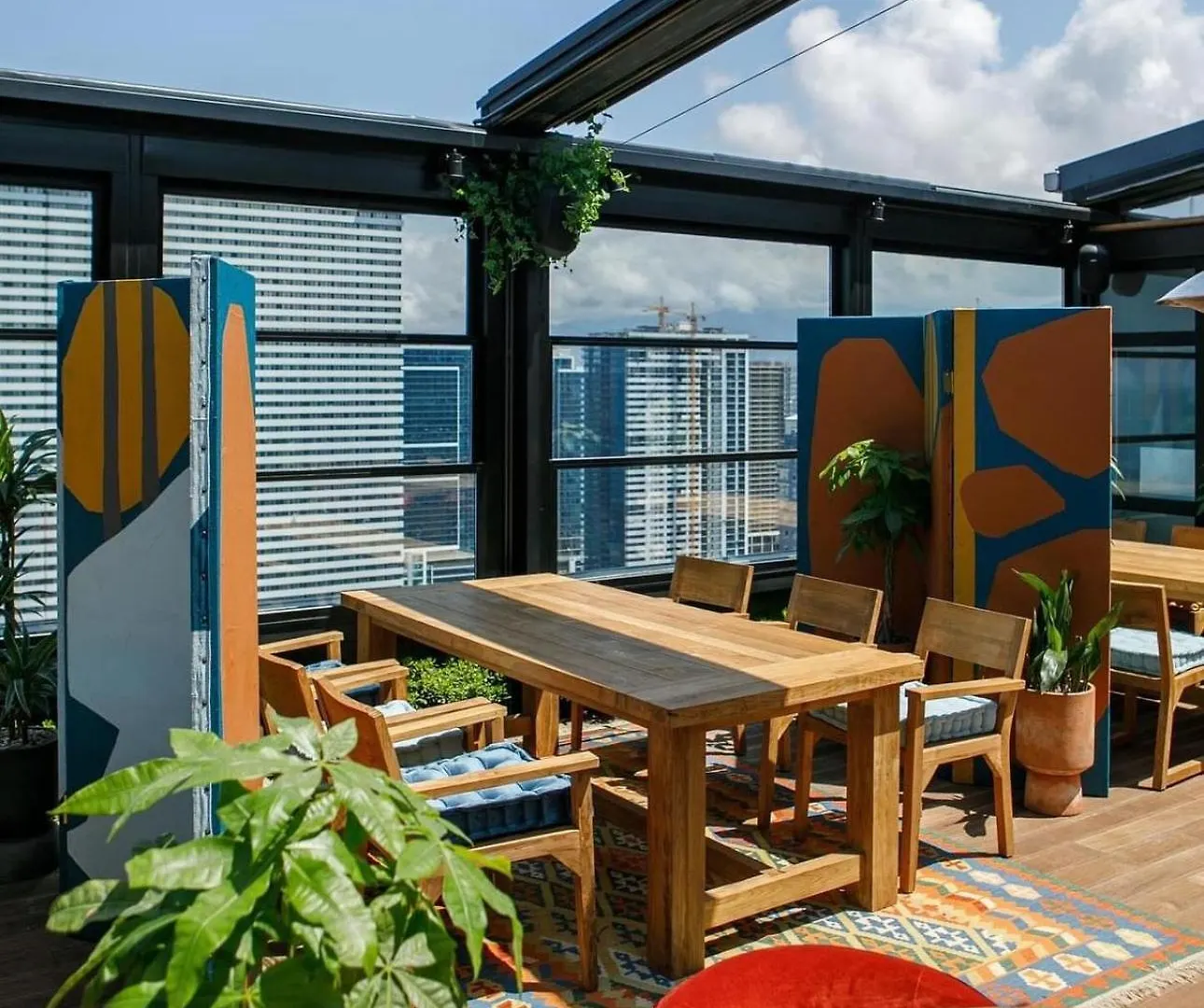 *****  Advanced Sea View Aparthotel In Orbi City Батуми Грузия